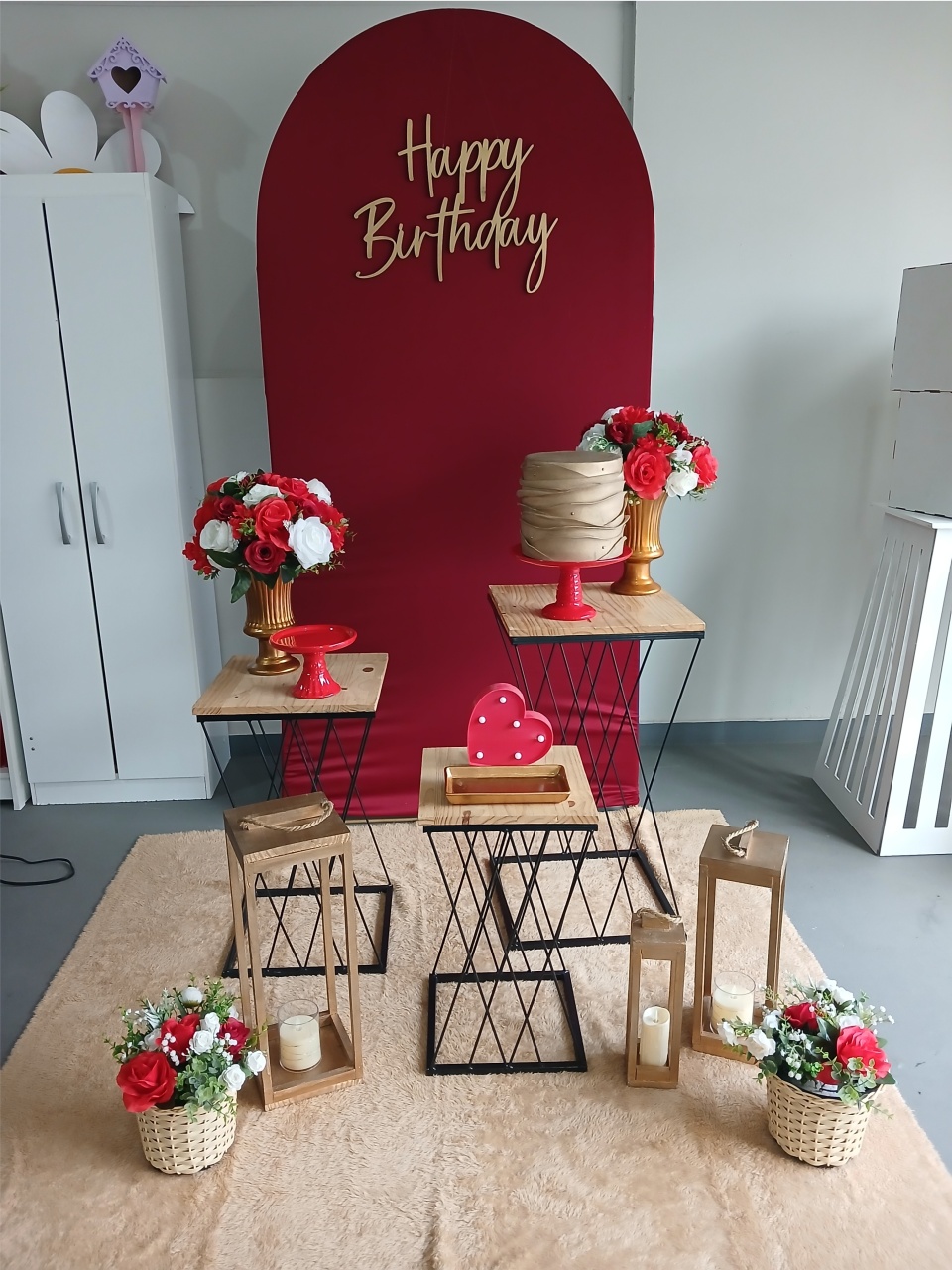 Kit Adulto Dourado E Vermelho 1 - BEMDEFESTA