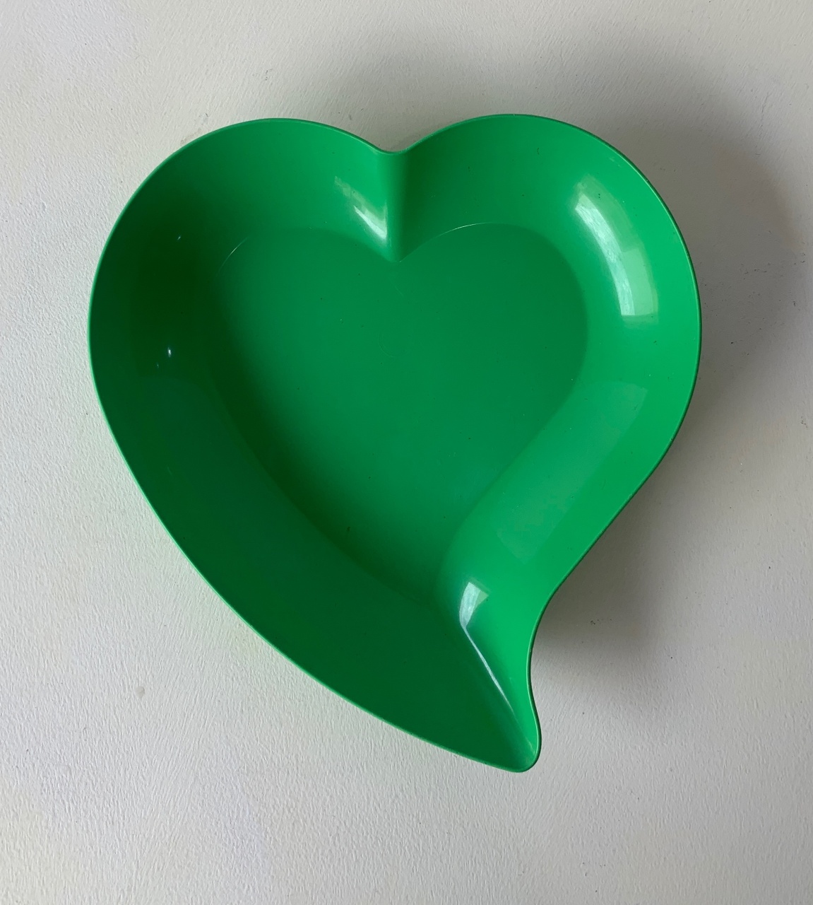 Prato Plástico Coração Verde - BEMDEFESTA