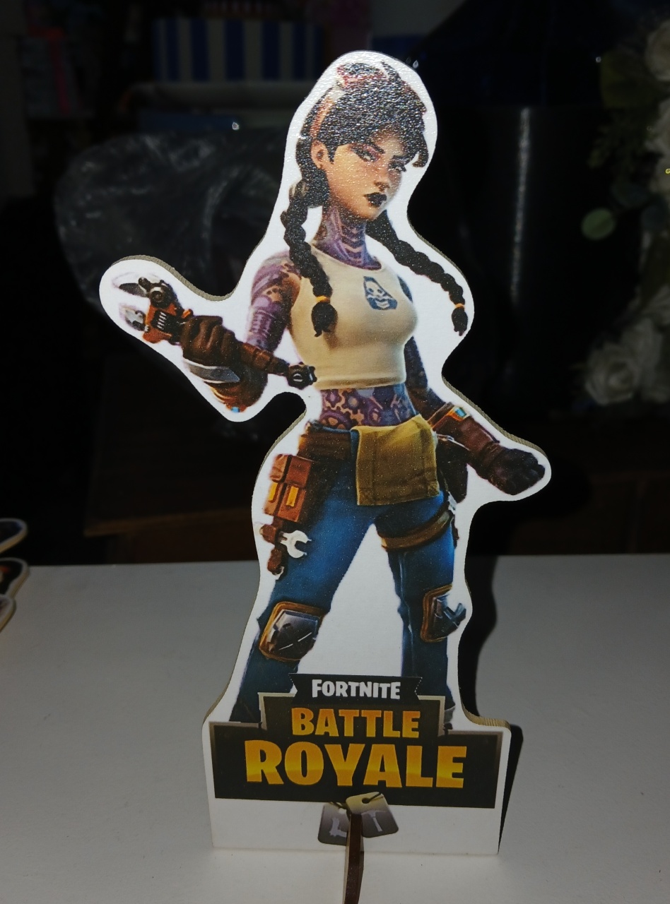 Display Mesa Fortnite - BEMDEFESTA