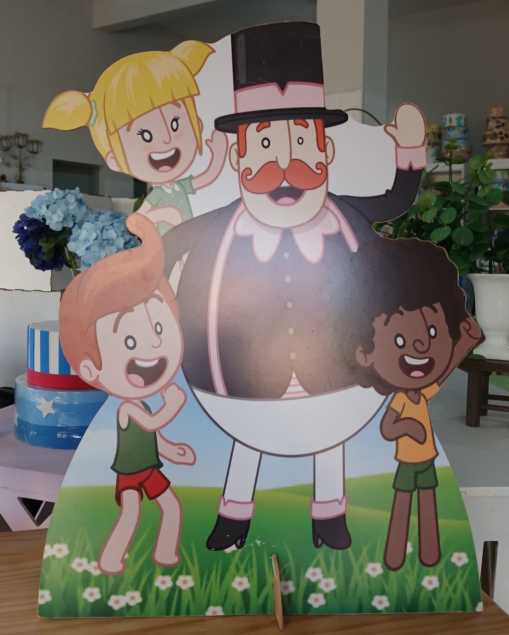 Display Chão Mundo Bita - BEMDEFESTA
