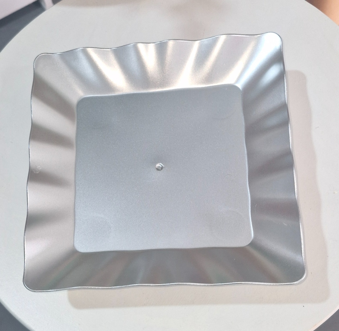 Prato Com.pes Prata Plastico - BEMDEFESTA