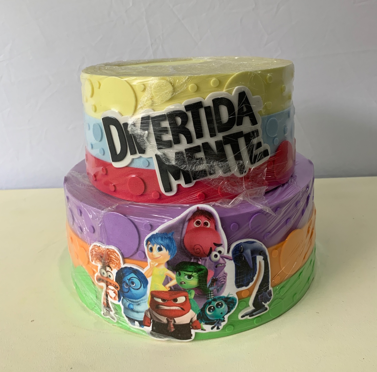 Bolo Fake Divertidamente  - BEMDEFESTA