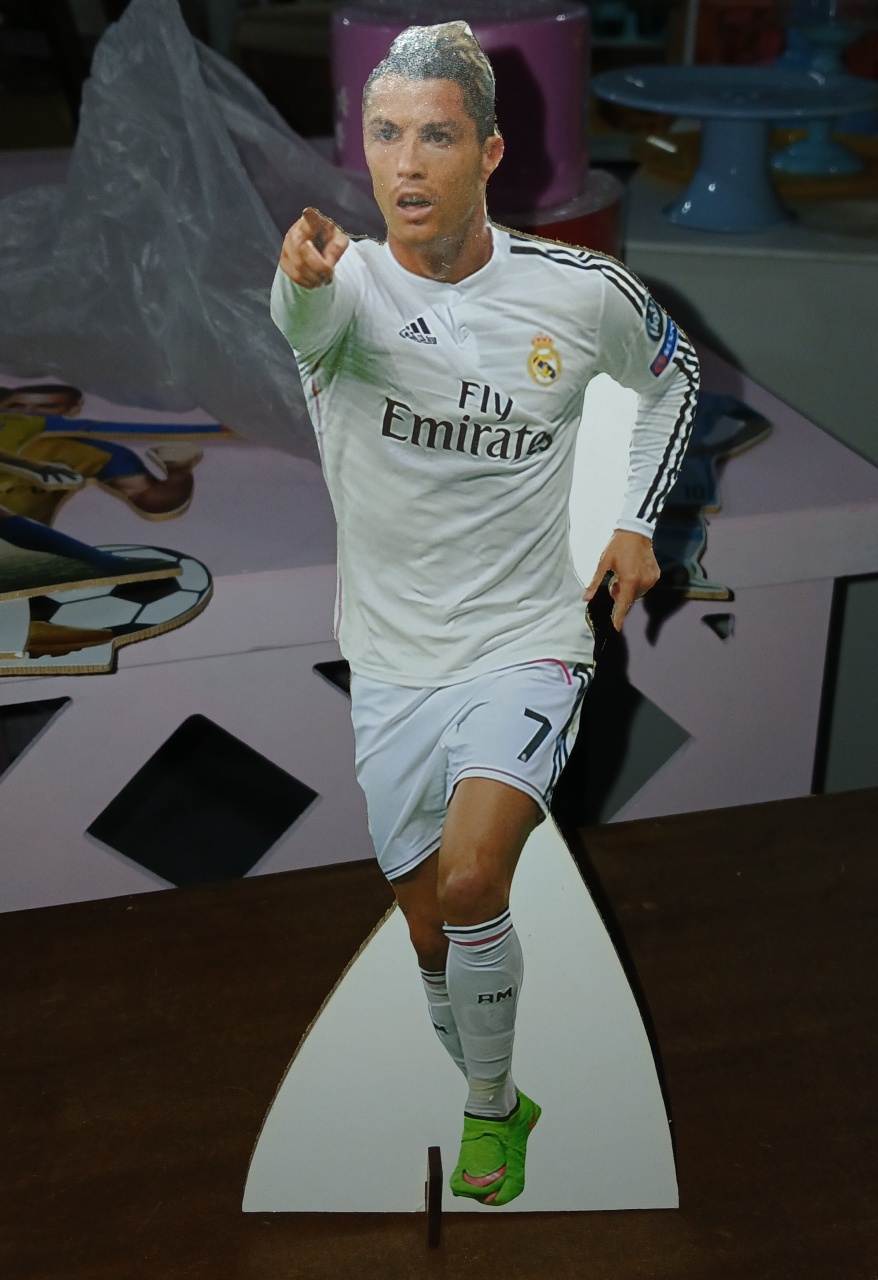 Display Mesa Cr7 - BEMDEFESTA