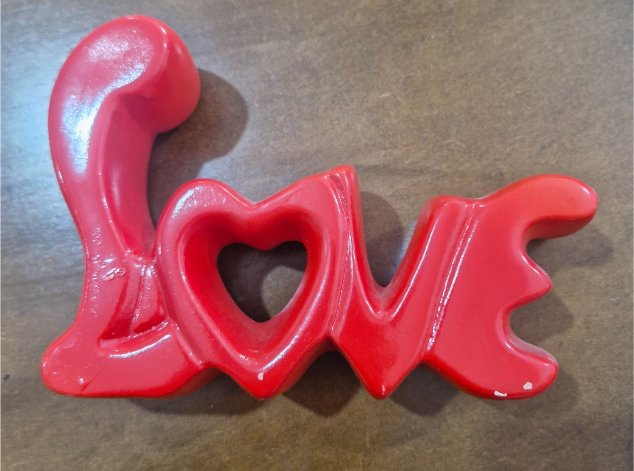 Love Vermelho Cerâmico P - BEMDEFESTA