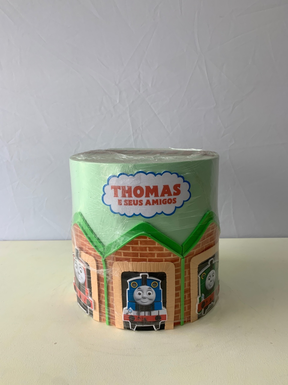 Bolo Fake Thomas E Seus Amigos  - BEMDEFESTA