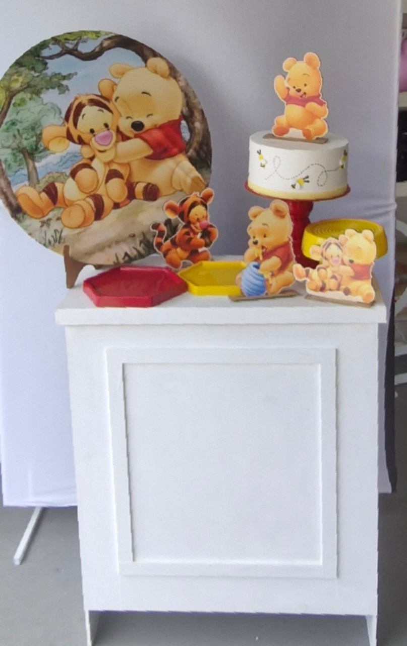 Kit Ursinho Pooh Baby +Mesa - BEMDEFESTA