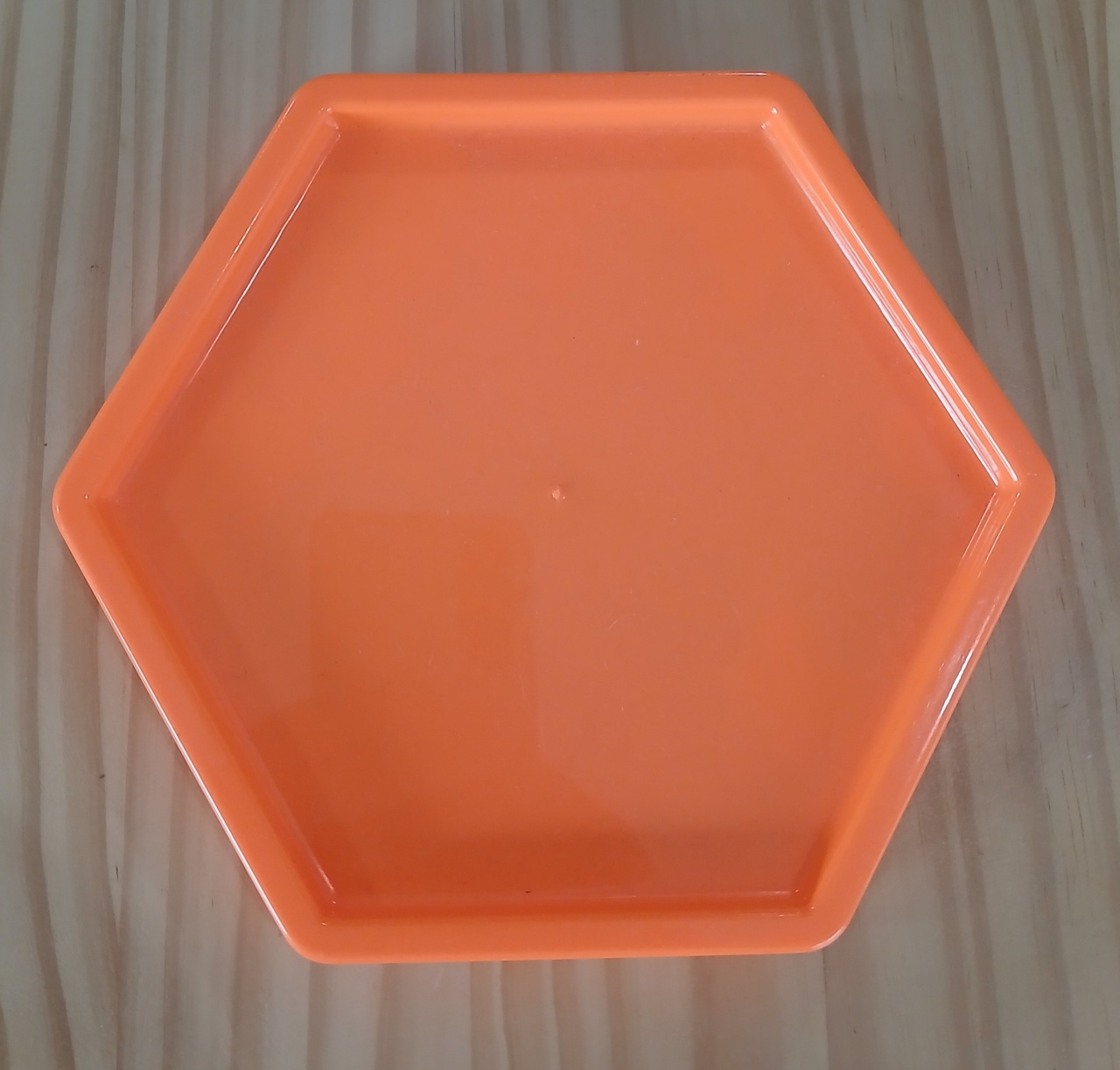Prato Plástico Laranja Neon - BEMDEFESTA