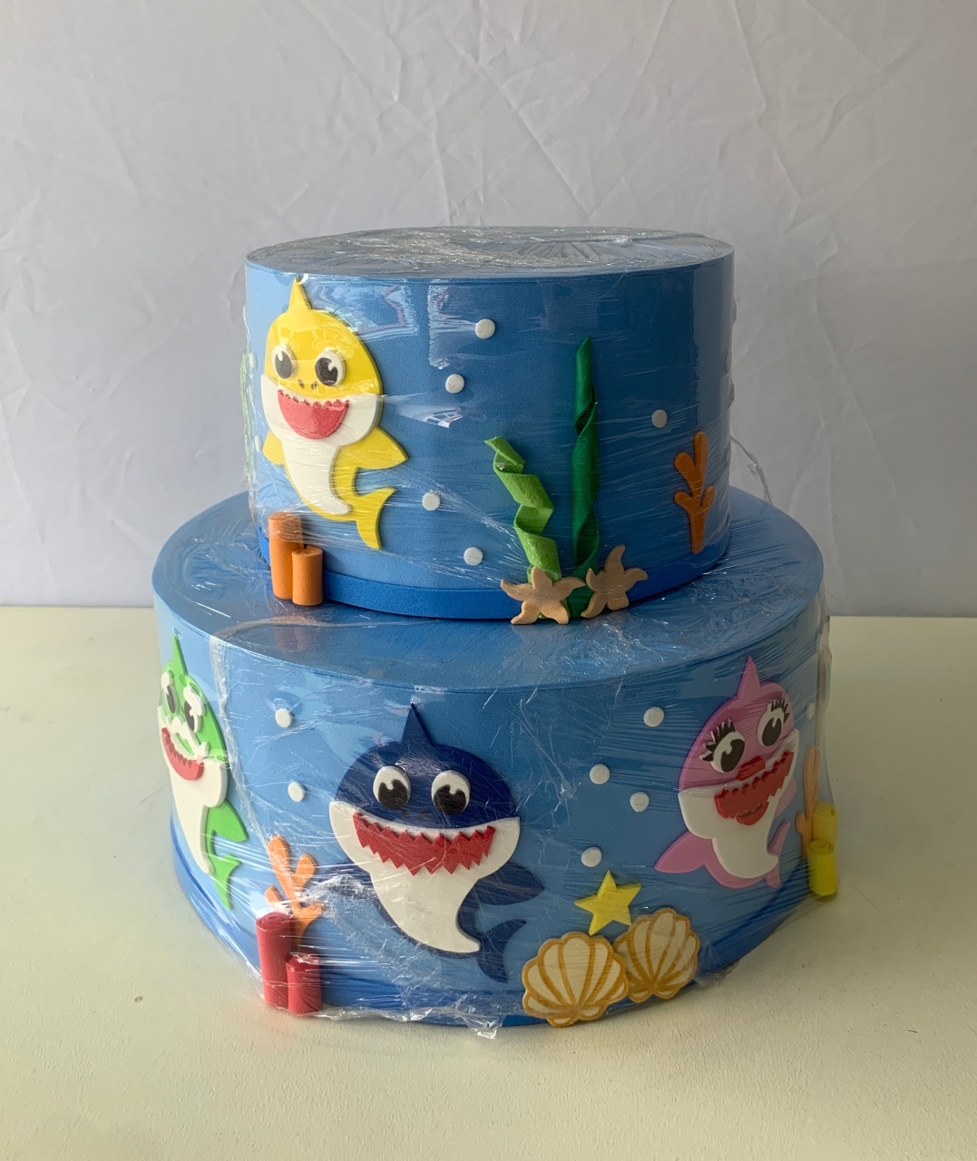Bolo Fake Baby Shark  - BEMDEFESTA