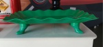 Prato Plástico Verde Com Pés - imagem 2