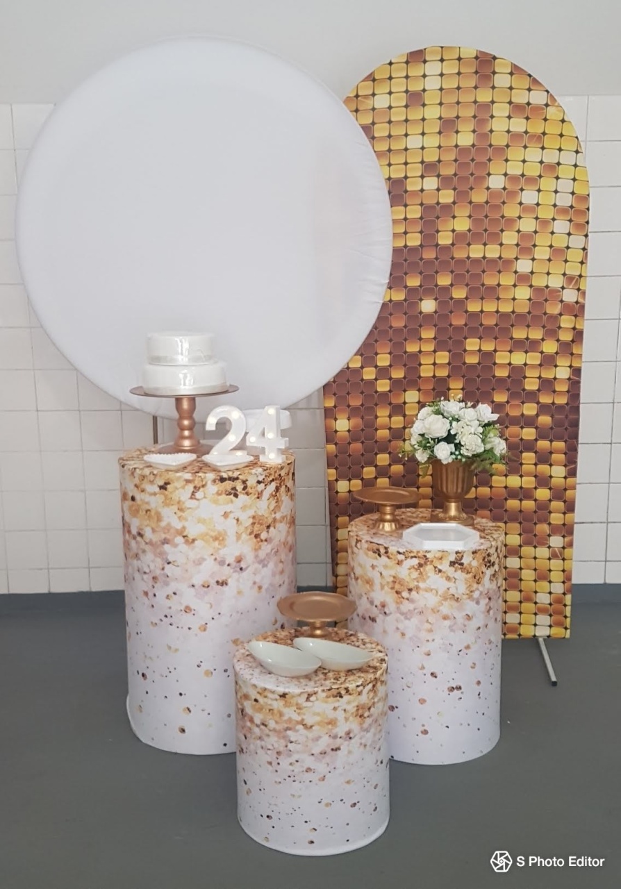 Branco E Dourado 2 Aros - BEMDEFESTA
