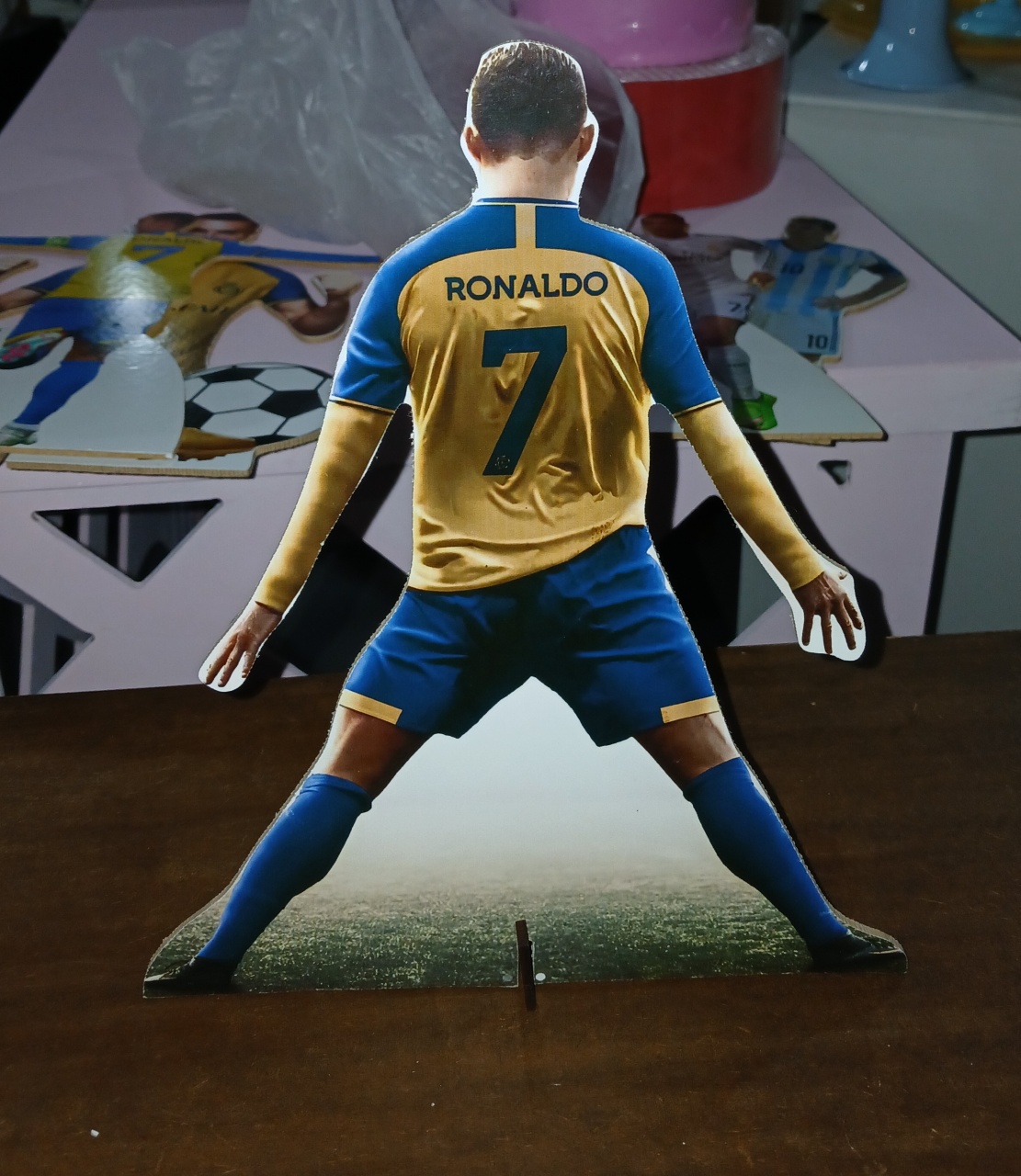 Display Mesa Cr7 2 - BEMDEFESTA