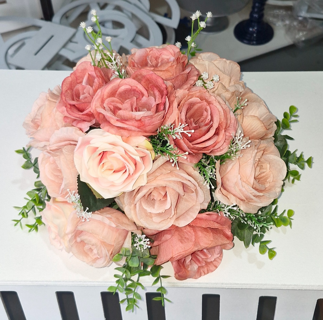 Arranjo Flores 2 Tons Rosas Envelhecidas  - BEMDEFESTA