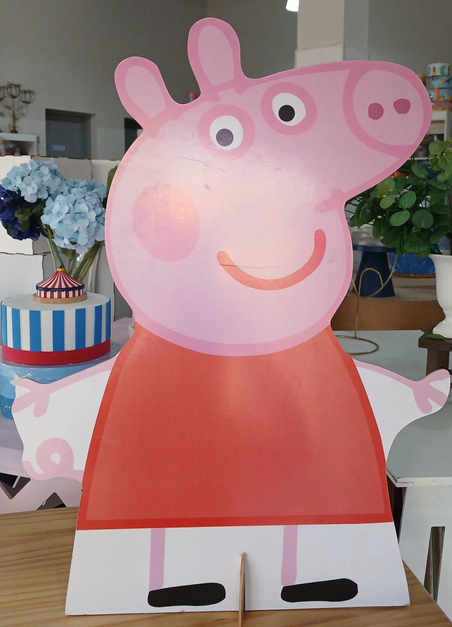 Display Chão Peppa Pig - BEMDEFESTA