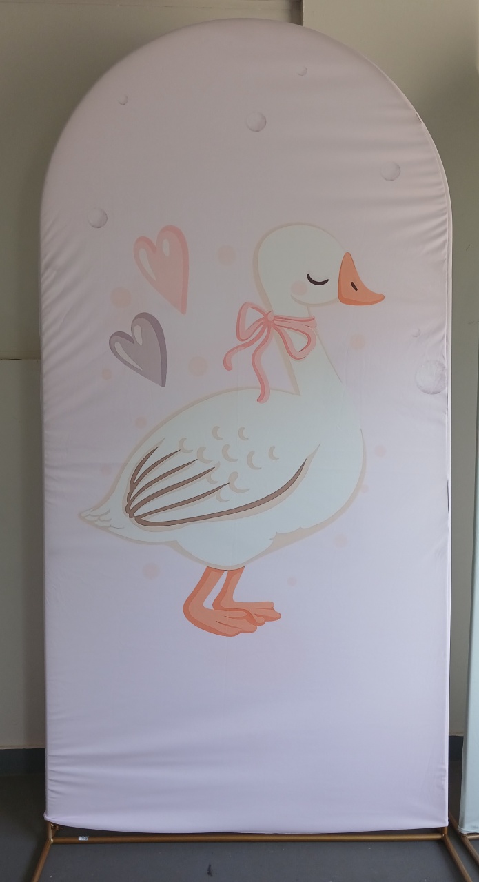 Painel Romano Gansinhos Retro Rosa - BEMDEFESTA