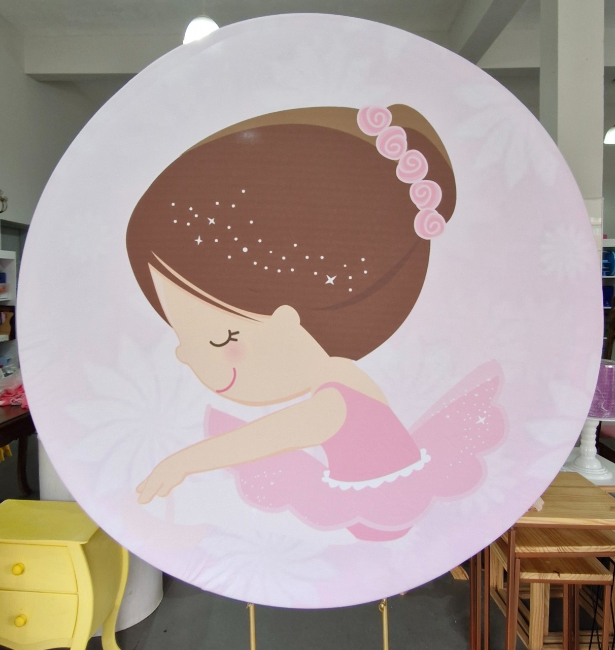Bailarina Uma Perna Só - BEMDEFESTA