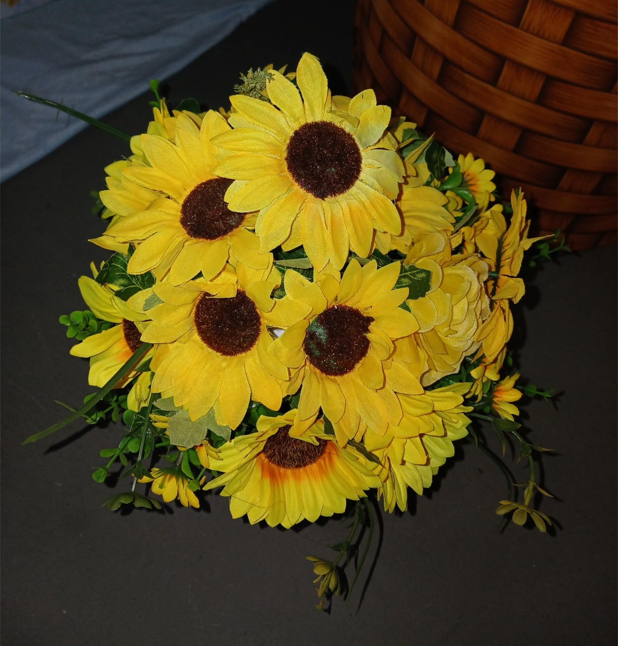 Arranjo Floral Medio Girassol - BEMDEFESTA