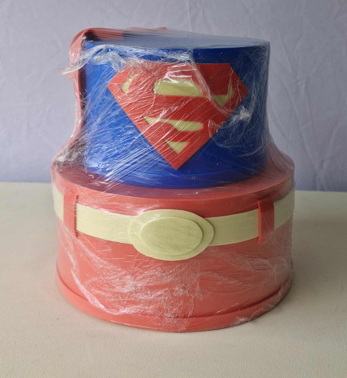 Bolo Fake Super Homem  - BEMDEFESTA