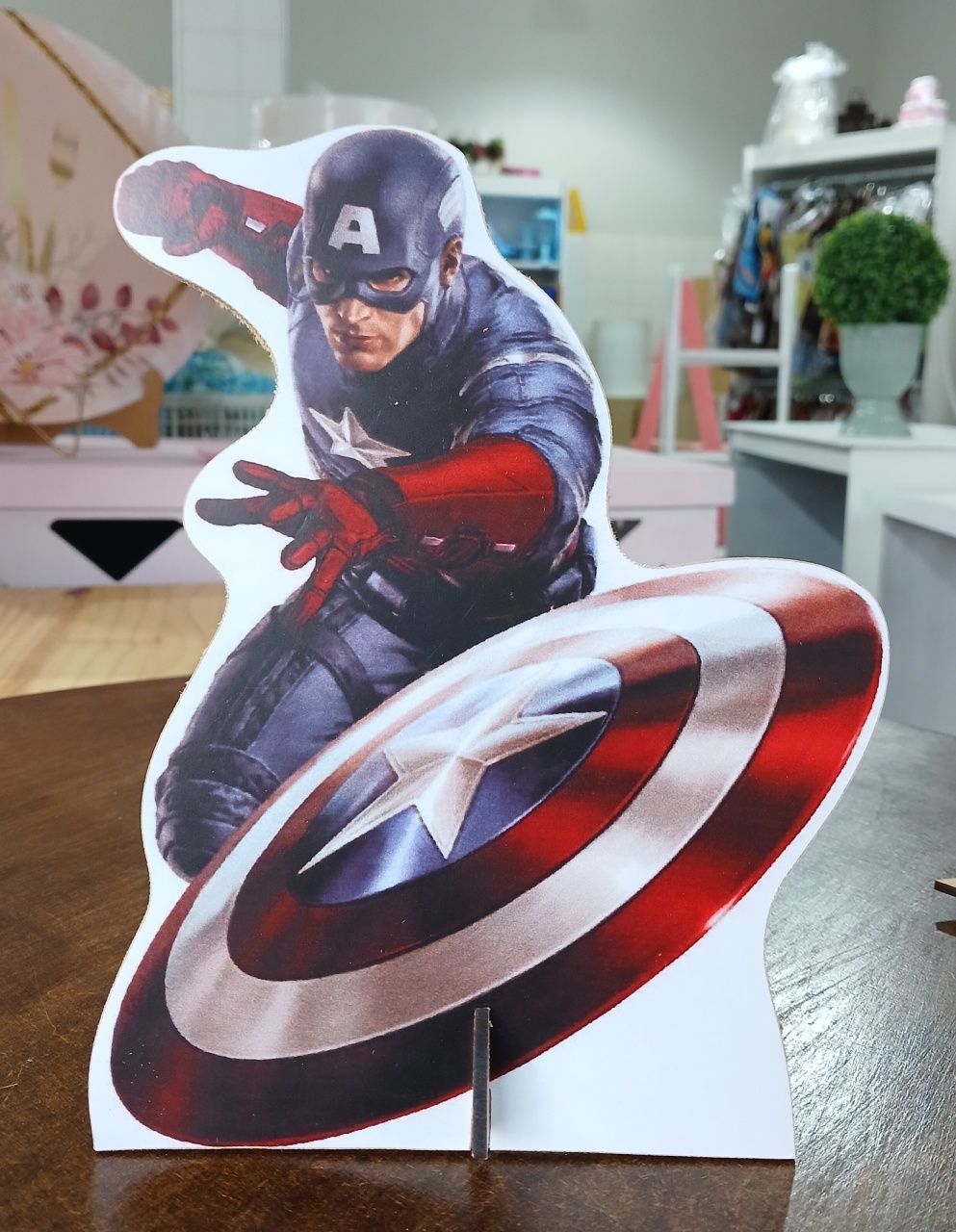 Display Mesa Capitão América - BEMDEFESTA