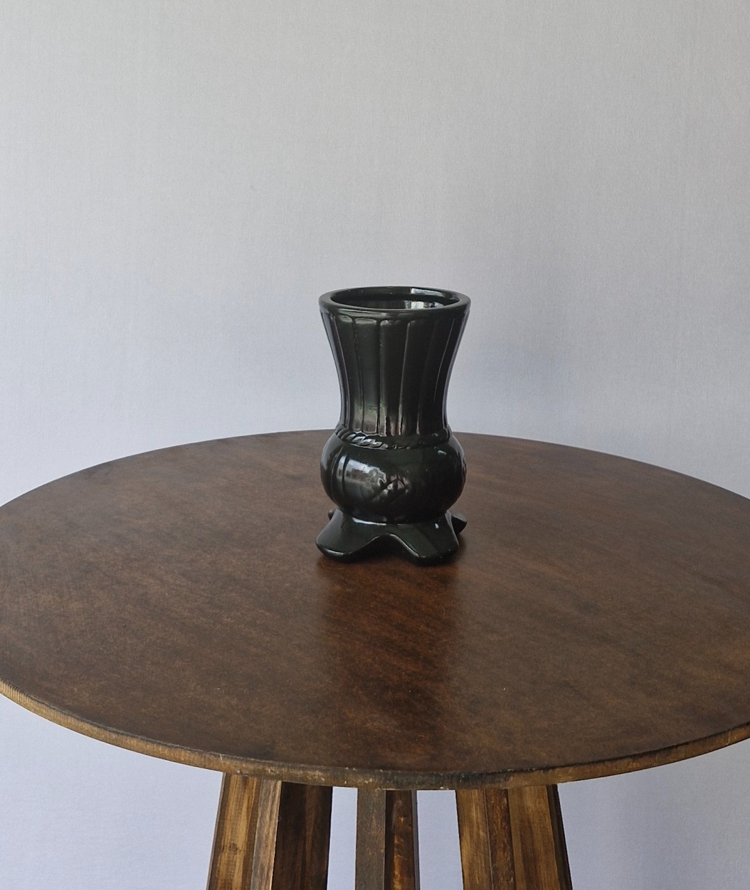 Vaso Cerâmica Preto M   - BEMDEFESTA