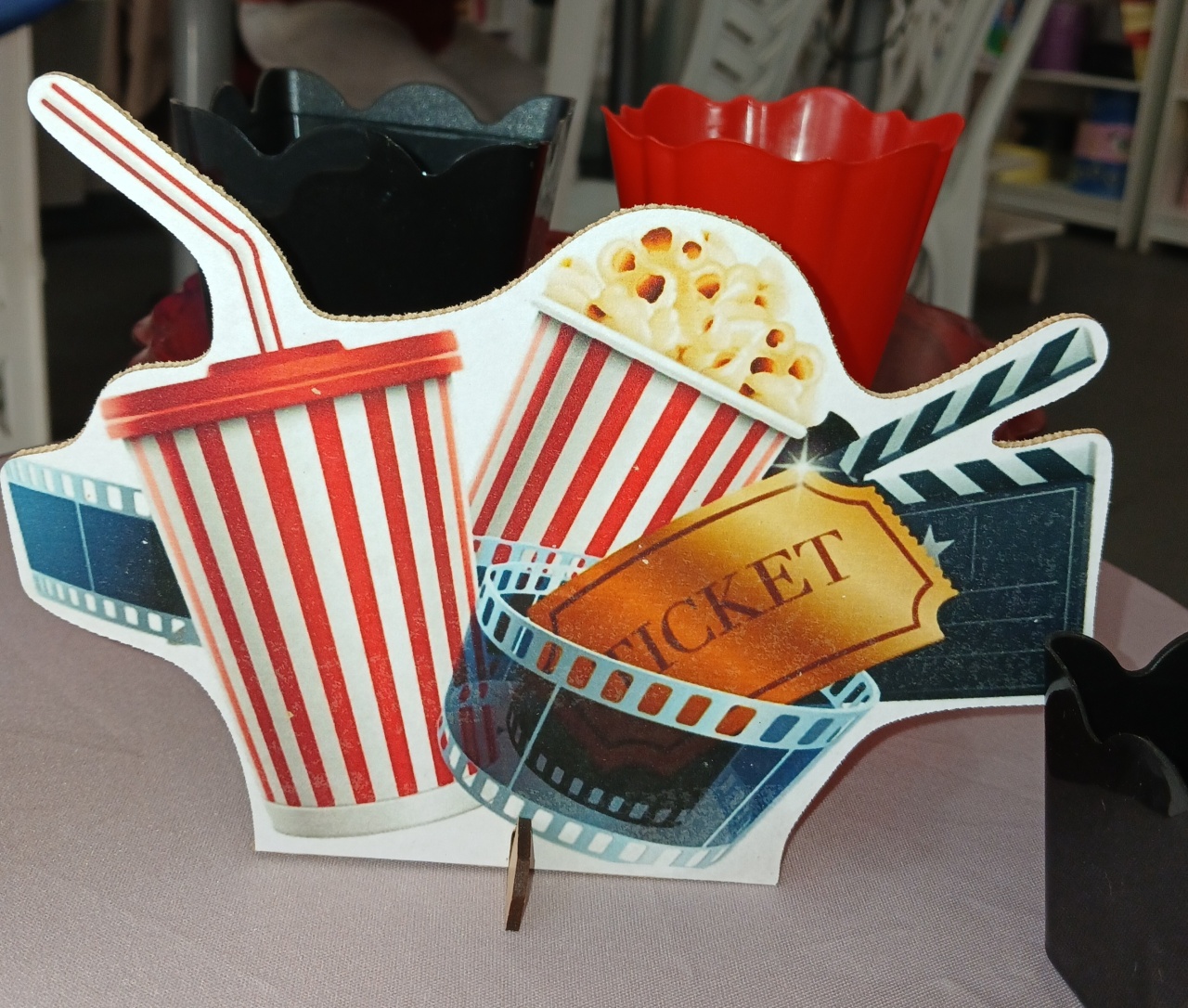 Display Mesa Cinema 10 - BEMDEFESTA