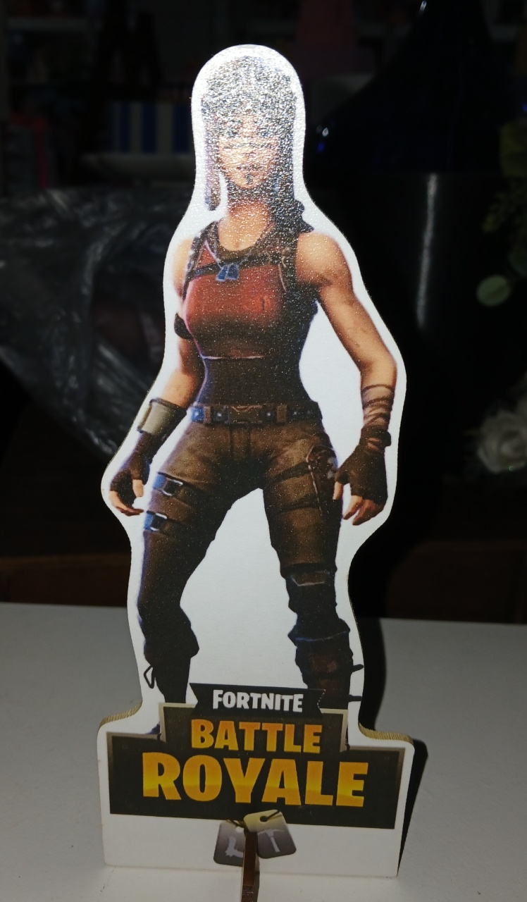 Display Mesa Fortnite 2 - BEMDEFESTA