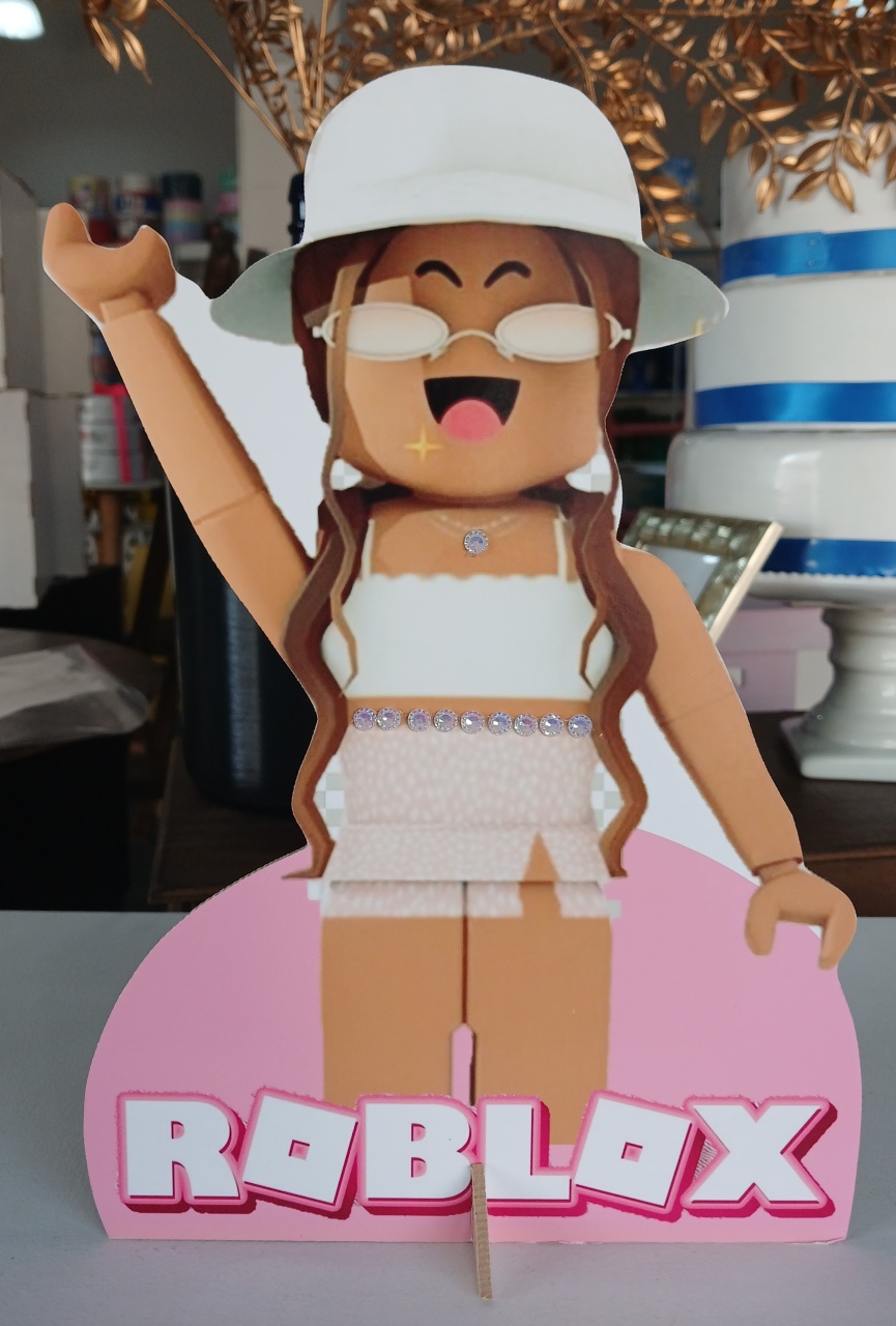Display Mesa Roblox Menina 3 - BEMDEFESTA