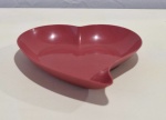 Prato Plástico Coração Vermelho  - imagem 2
