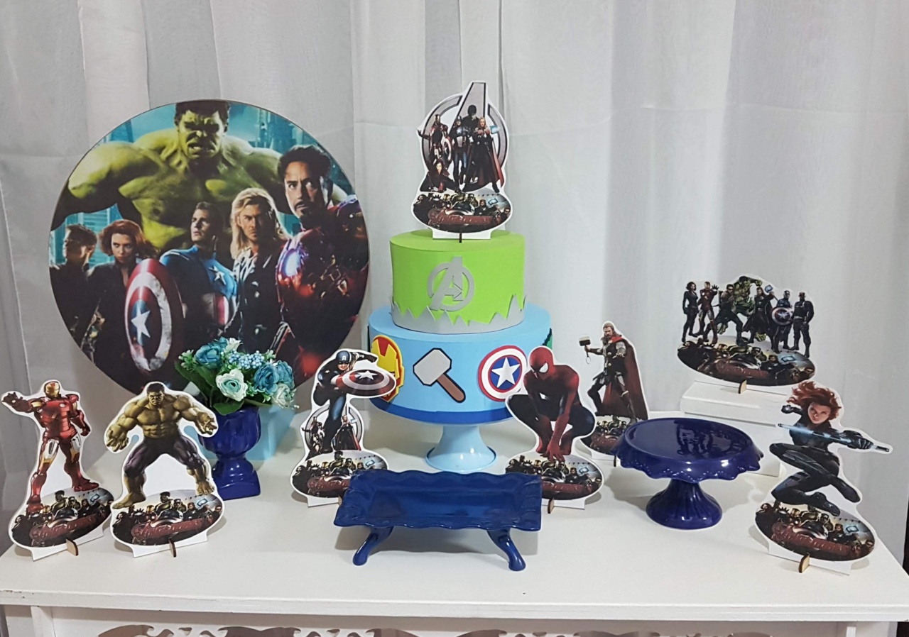 Kit Display Avangers - BEMDEFESTA