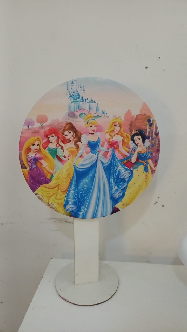 Princesas da Disney - Fazendo a Festa