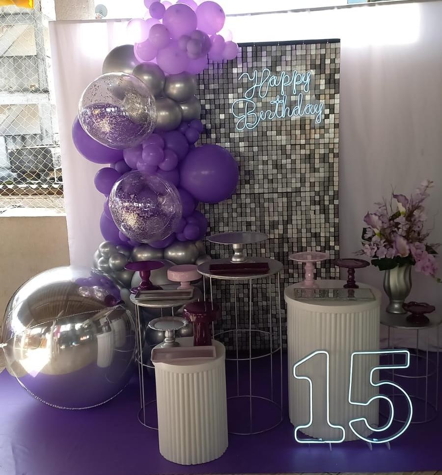 Decoração Roxo Prata E Lilás - Fazendo a Festa