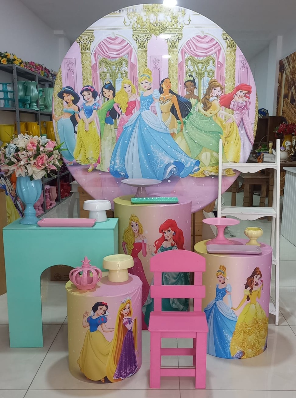 Pegue E Monte Princesas da Disney - Fazendo a Festa