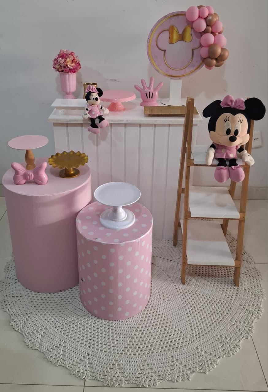 Festa Na Mesa Minnie - Fazendo a Festa