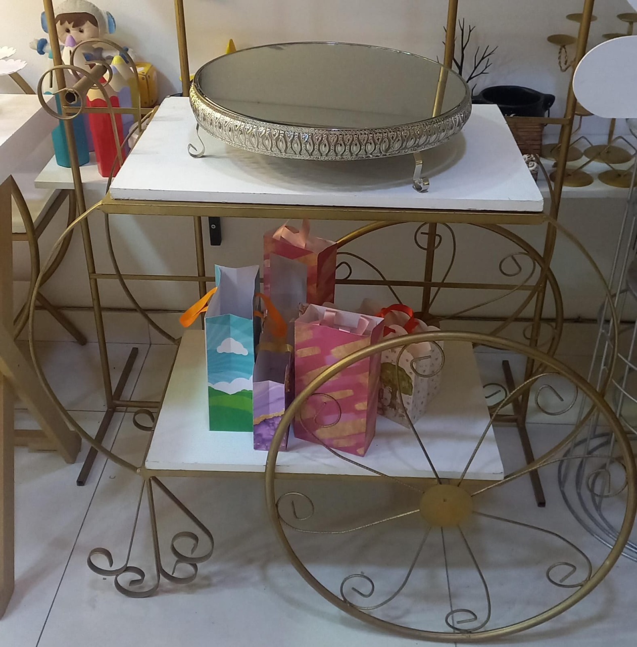 Mesa Carrinho Chá  - Fazendo a Festa