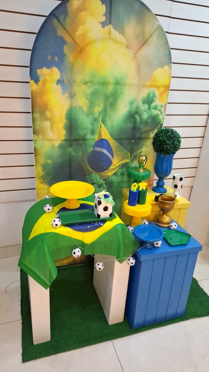 Pegue E Monte Tema Brasil 1 - Fazendo a Festa