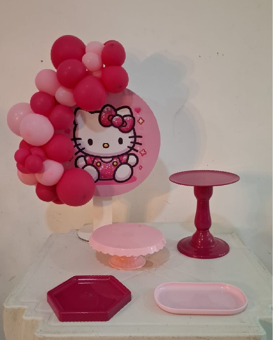 Festa Na Mesa Tema Hello Kitty - Fazendo a Festa