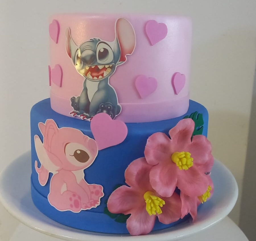 Bolo Fake Lilo Stitch - Fazendo a Festa