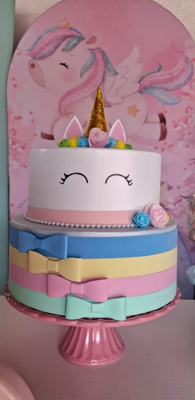 Bolo Fake Unicornio - Fazendo a Festa