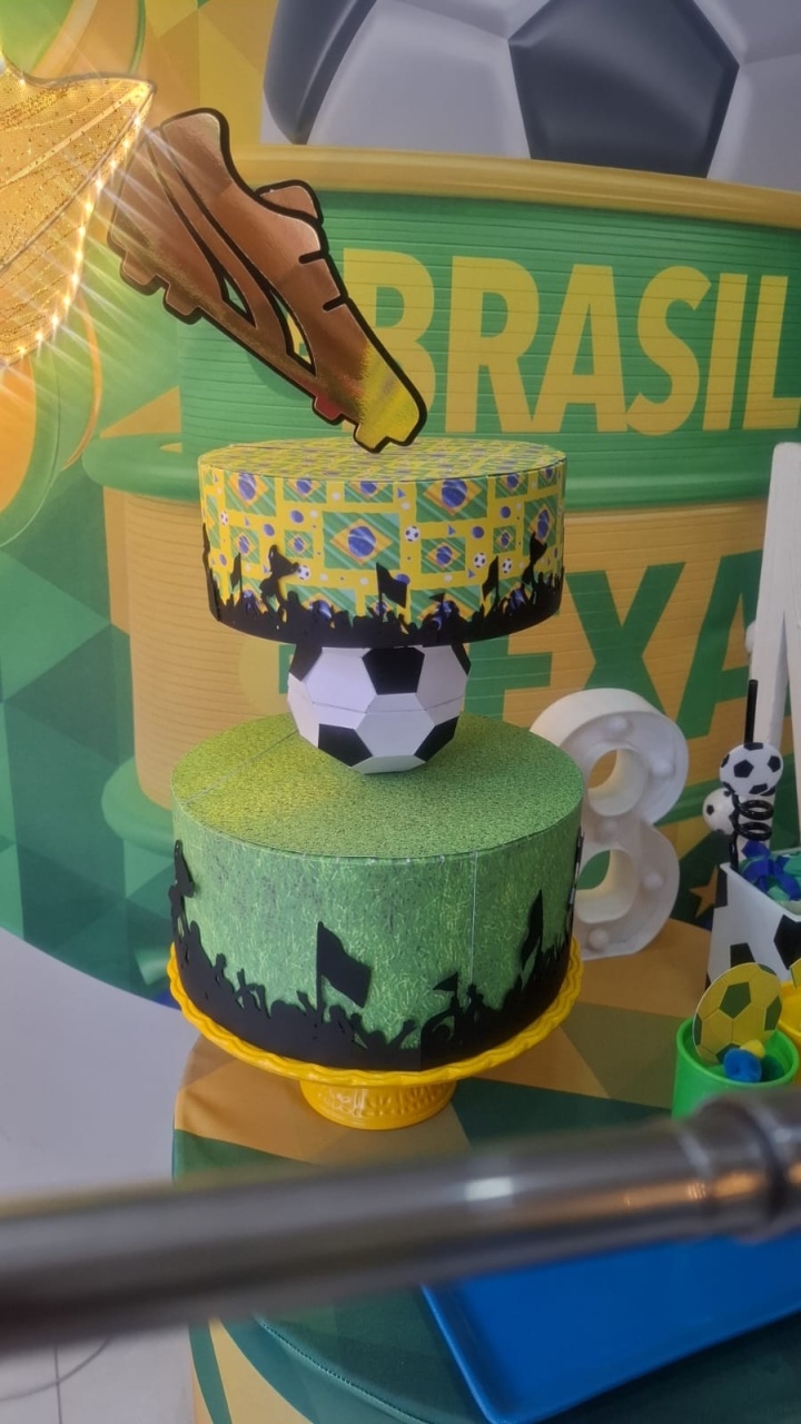 Bolo Fake Brasil - Fazendo a Festa