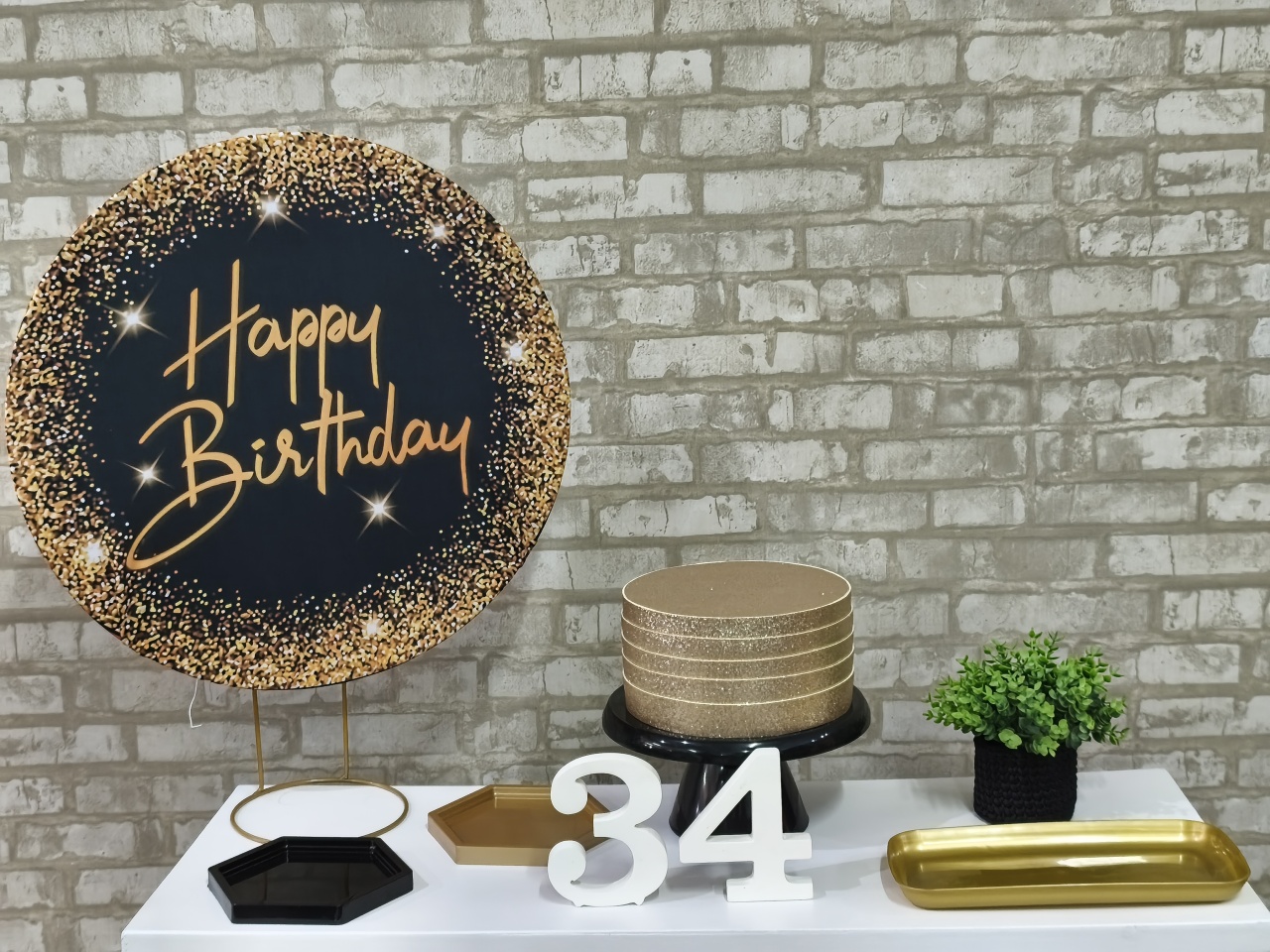 Mini Kit Happy Birthday Preto E Dourado - Pegue e Monte Tesouro Encantado