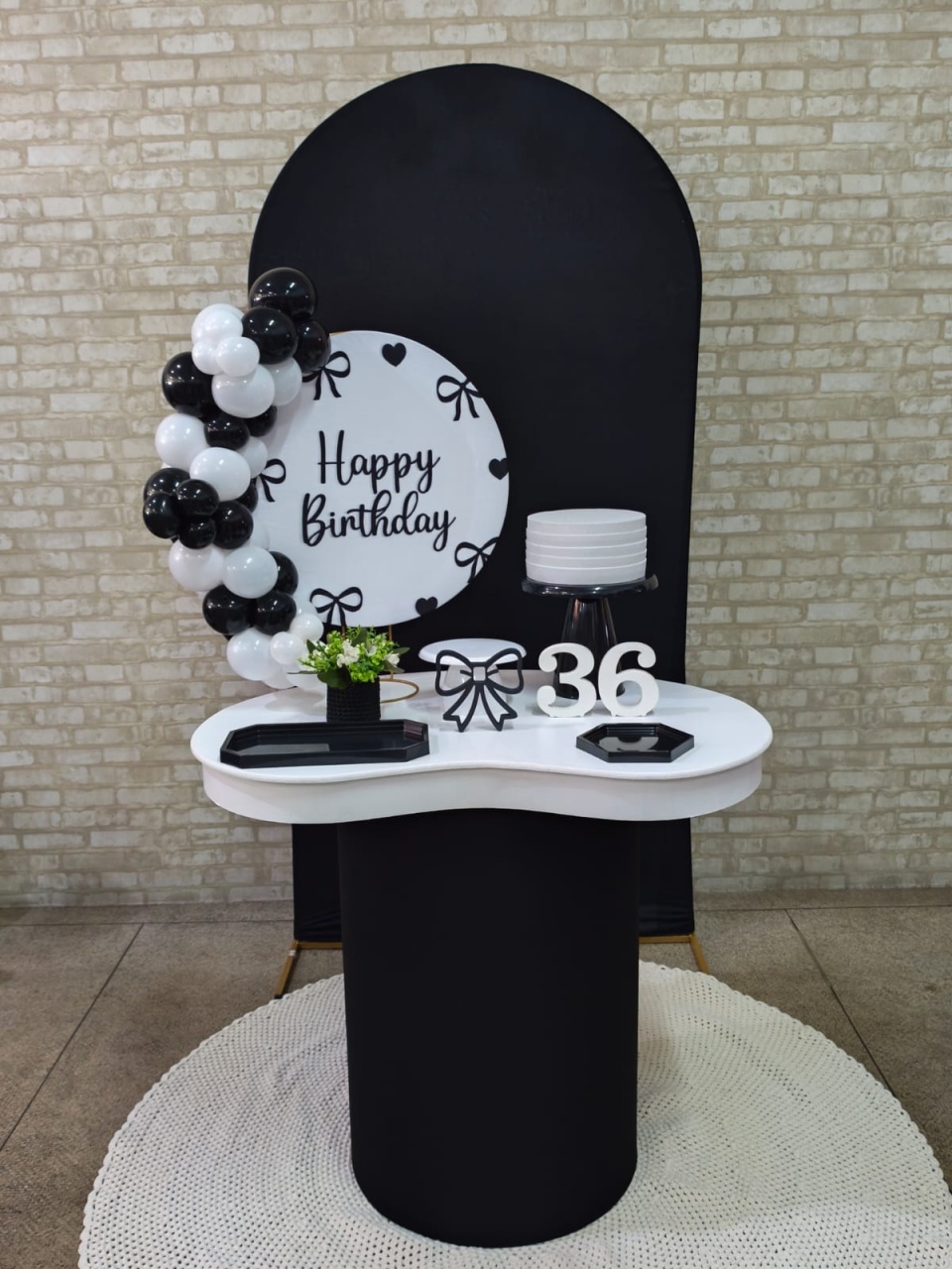 Mini Kit Happy Birthday Preto - Pegue e Monte Tesouro Encantado