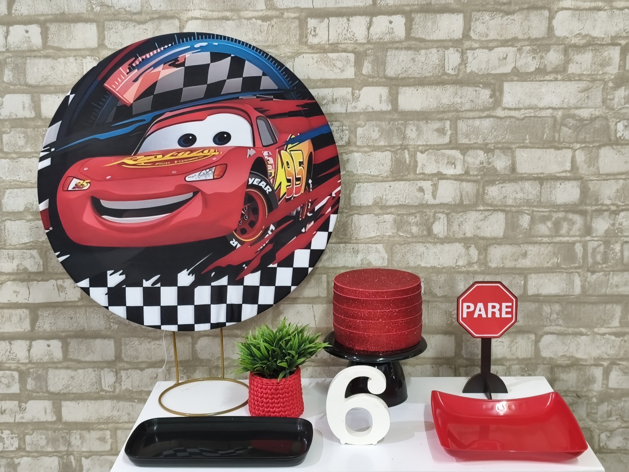 Mini Kit Mcqueen - Pegue e Monte Tesouro Encantado