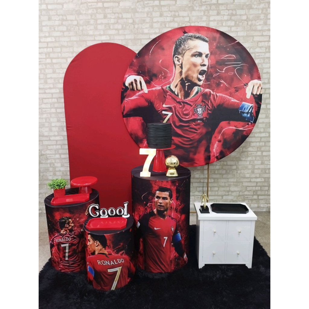 Kit Futebol Cristiano Ronaldo - Pegue e Monte Tesouro Encantando