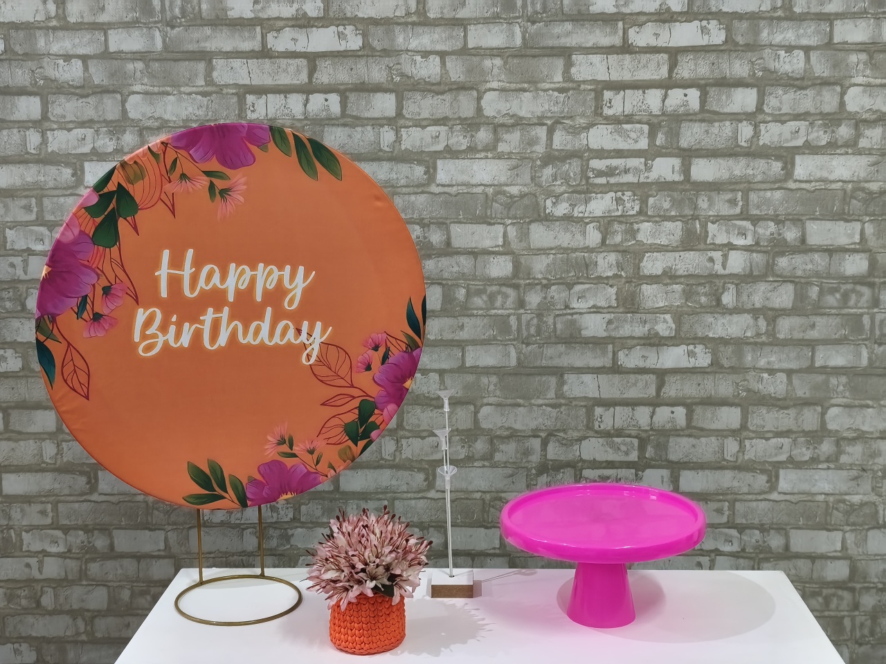 Mini Kit Happy Birthday Floral Laranja E Pink Adulto - Pegue e Monte Tesouro Encantado