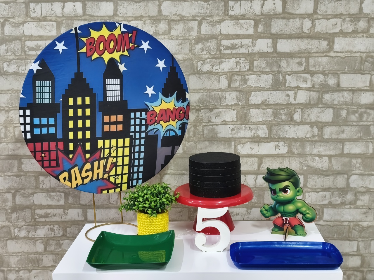 Mini Kit Hulk - Pegue e Monte Tesouro Encantado
