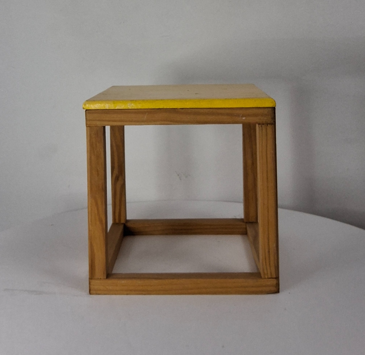 Bandeja Cubo Amarelo G - AcervodosSonhos 