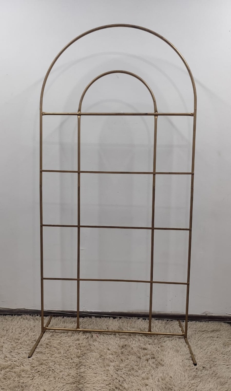 Painel Janela de Ferro Dourado  - AcervodosSonhos 