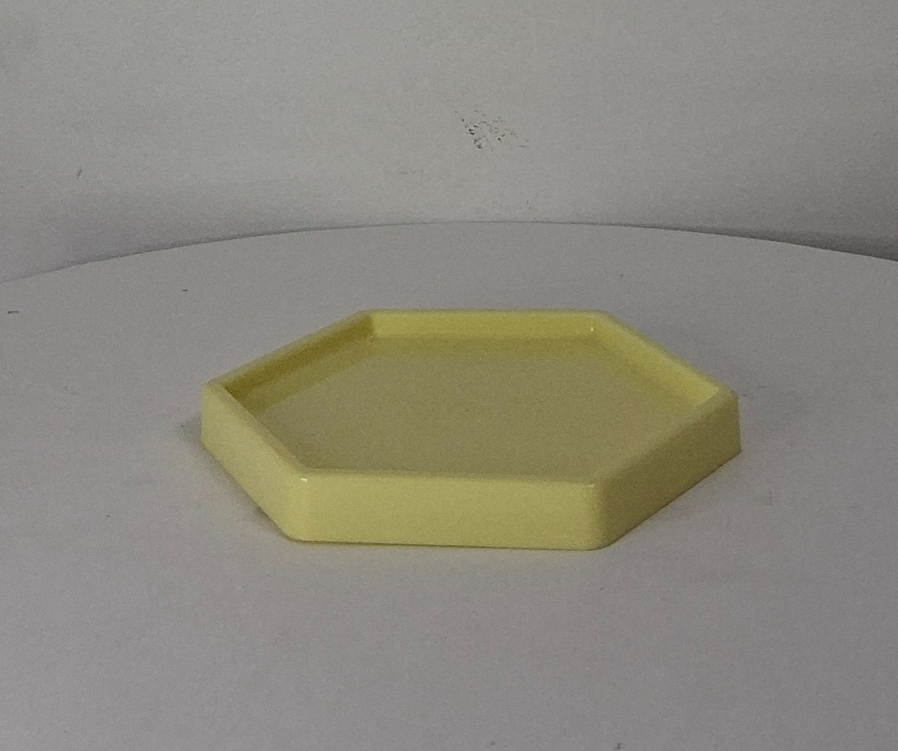 Bandeja Hexagonal Amarelo Candy - AcervodosSonhos 