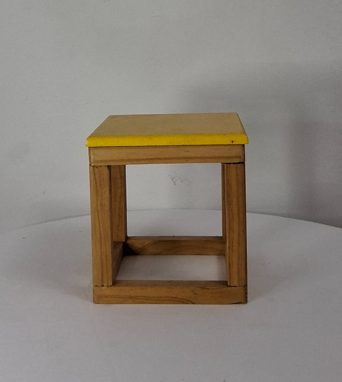 Bandeja Cubo  Amarelo P - AcervodosSonhos 