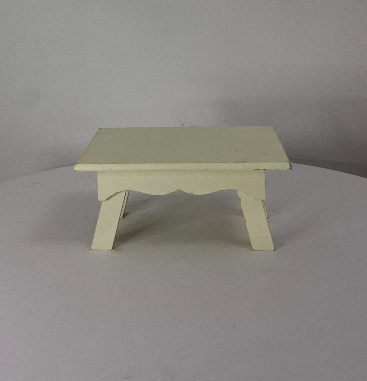 Banco Amarelo Candy - AcervodosSonhos 