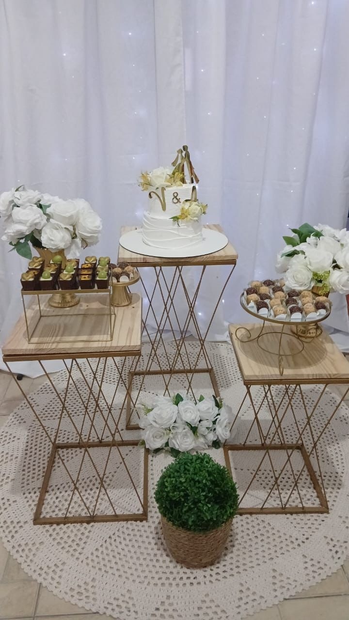 Casamento Branco E Dourado - Mundo fest 